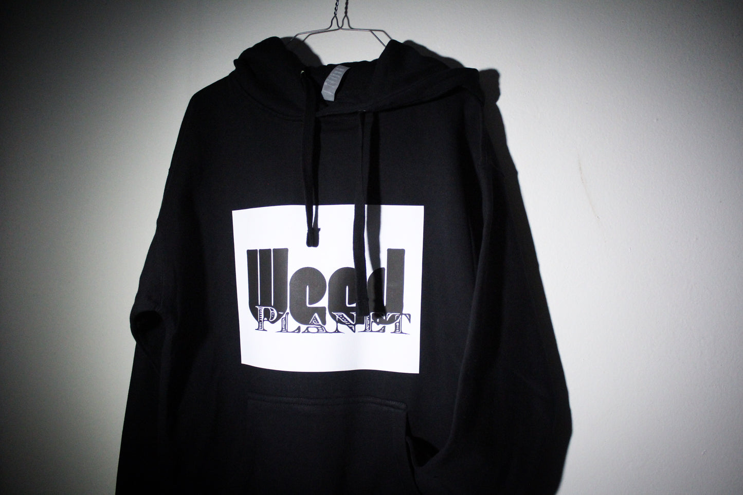 WEED PLANET HOODIE